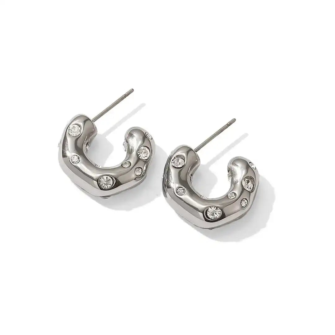 Gold Hoop Earrings Clíodhna with Pearls and Crystals