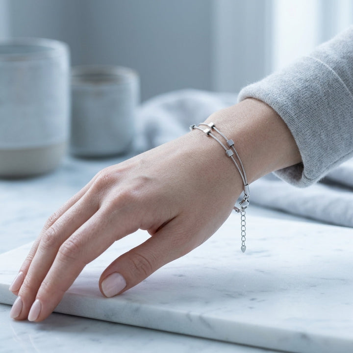 Silver Chain Bracelet Méabh with Cube Beads