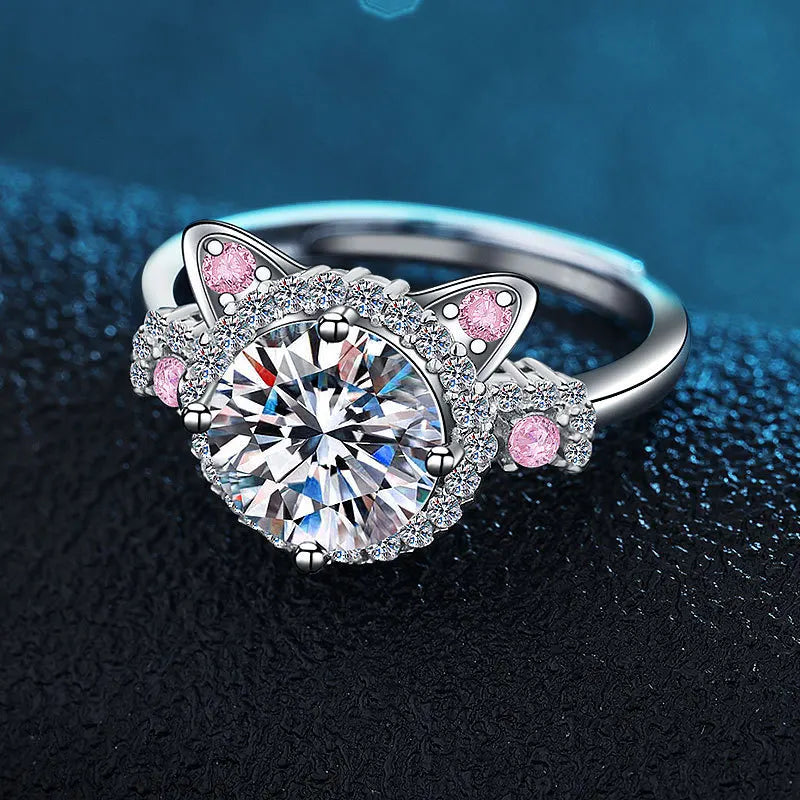 Silver Cat Ring Íde with Cubic Zirconia