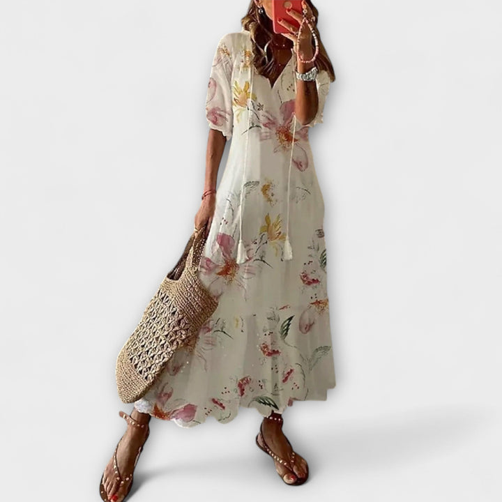 Anna - Cremefarbenes Boho-Sommerkleid mit Blütenmuster