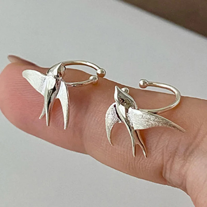 Silver Ear Cuff Laoise with Swallow Motif