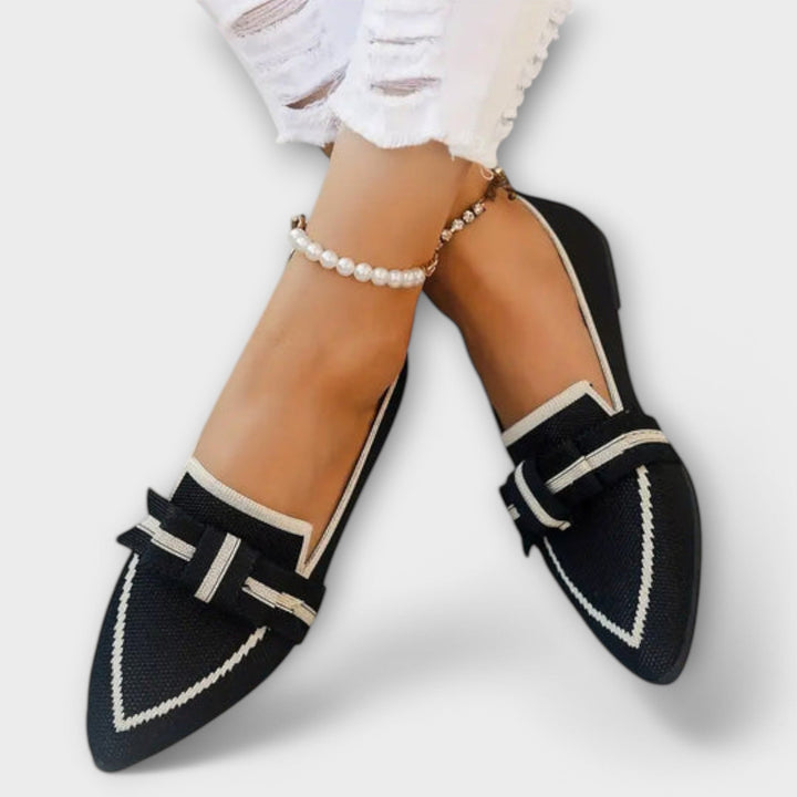 Mareike - Schwarze Spitze Slipper mit Schleife