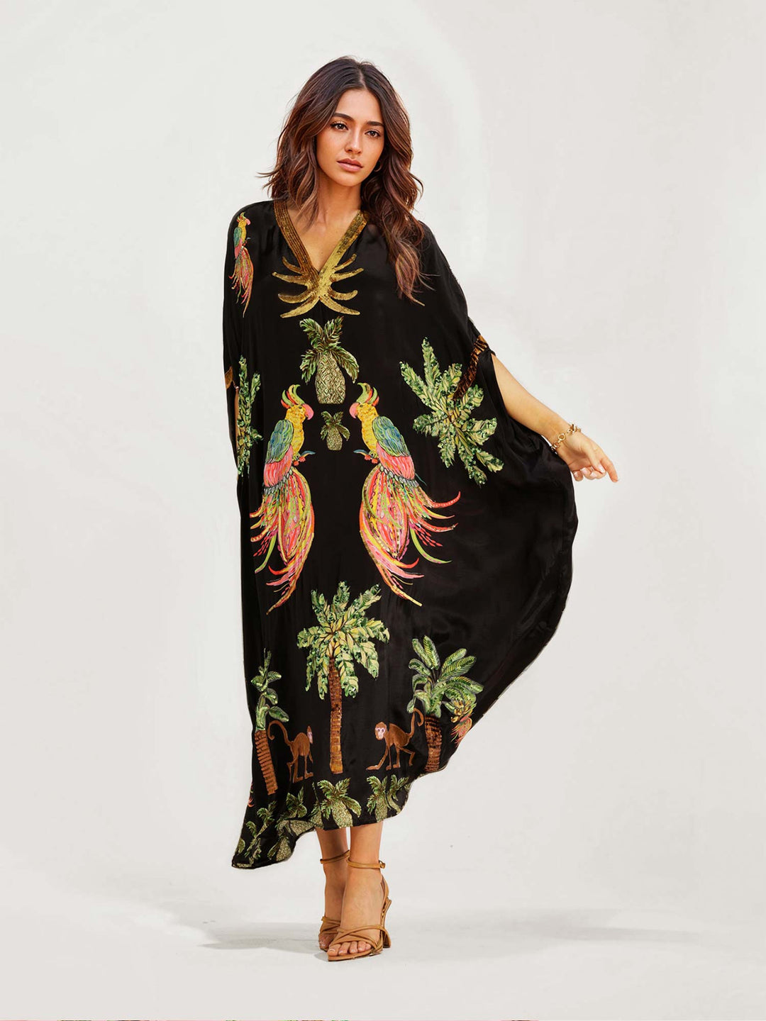 Alessandra - Schwarzes langes Kleid mit Muster