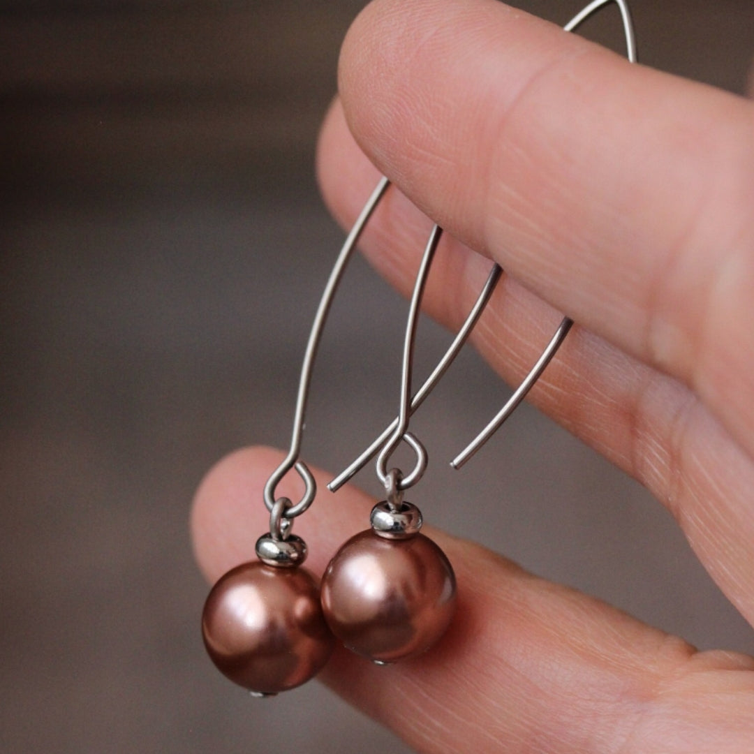 Silver Drop Earrings Siobhán with Rose Pearls