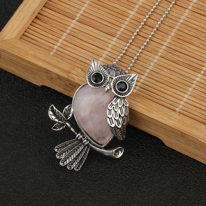 Silver Necklace Clíodhna with Owl and Amethyst