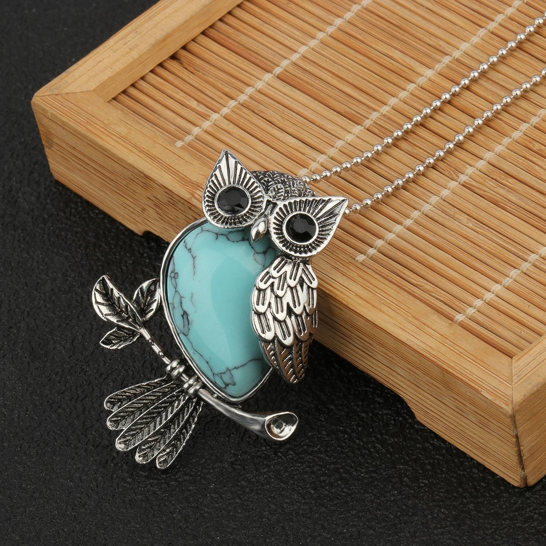 Silver Necklace Clíodhna with Owl and Amethyst