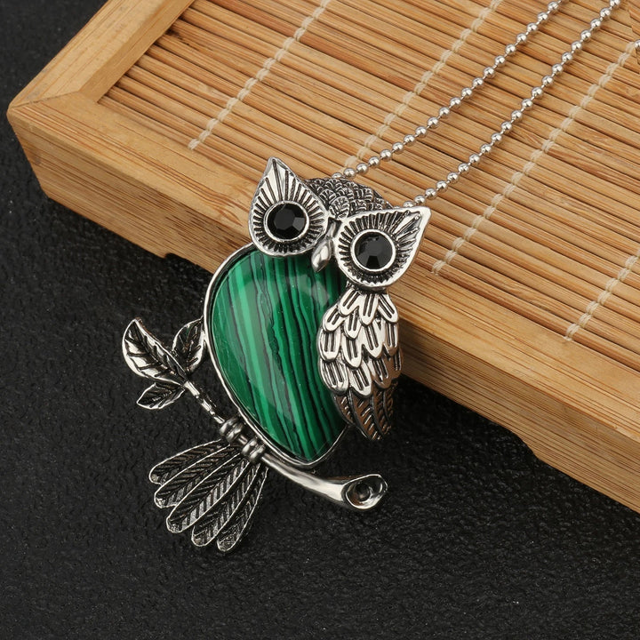 Silver Necklace Siobhán with Amethyst Owl