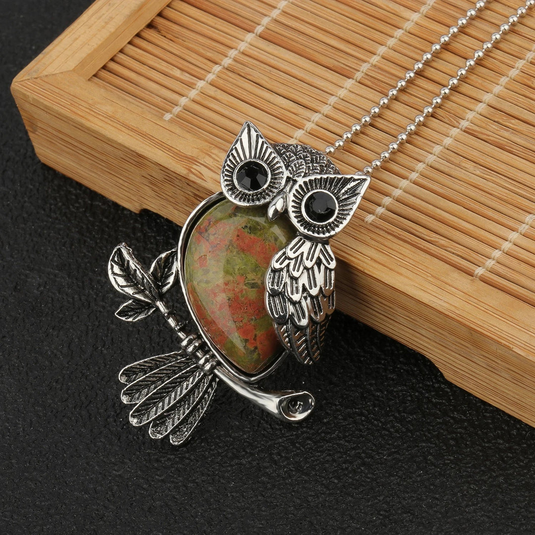 Silver Necklace Clíodhna with Owl and Amethyst