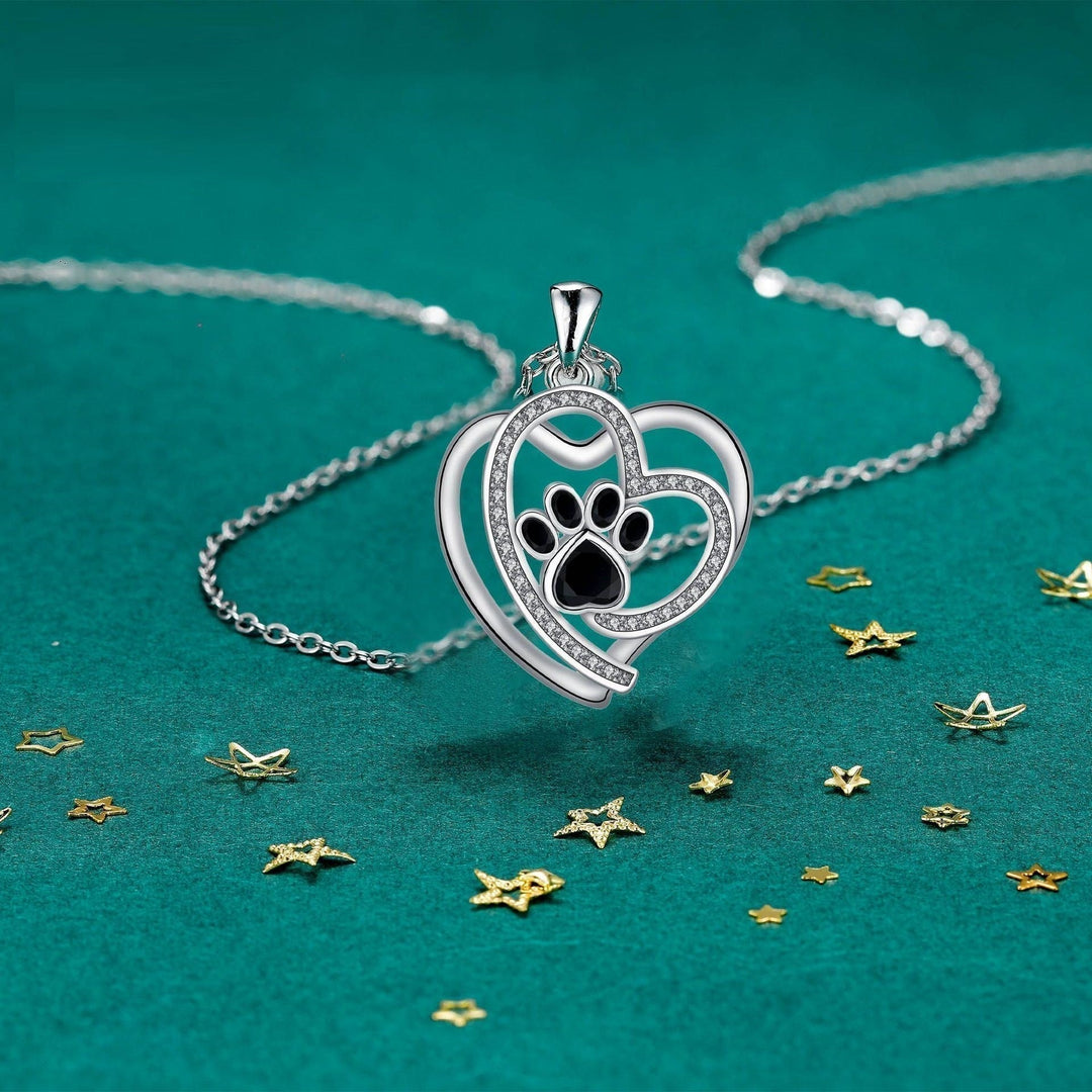 Silver Necklace Caitlín with Paw Print and Heart