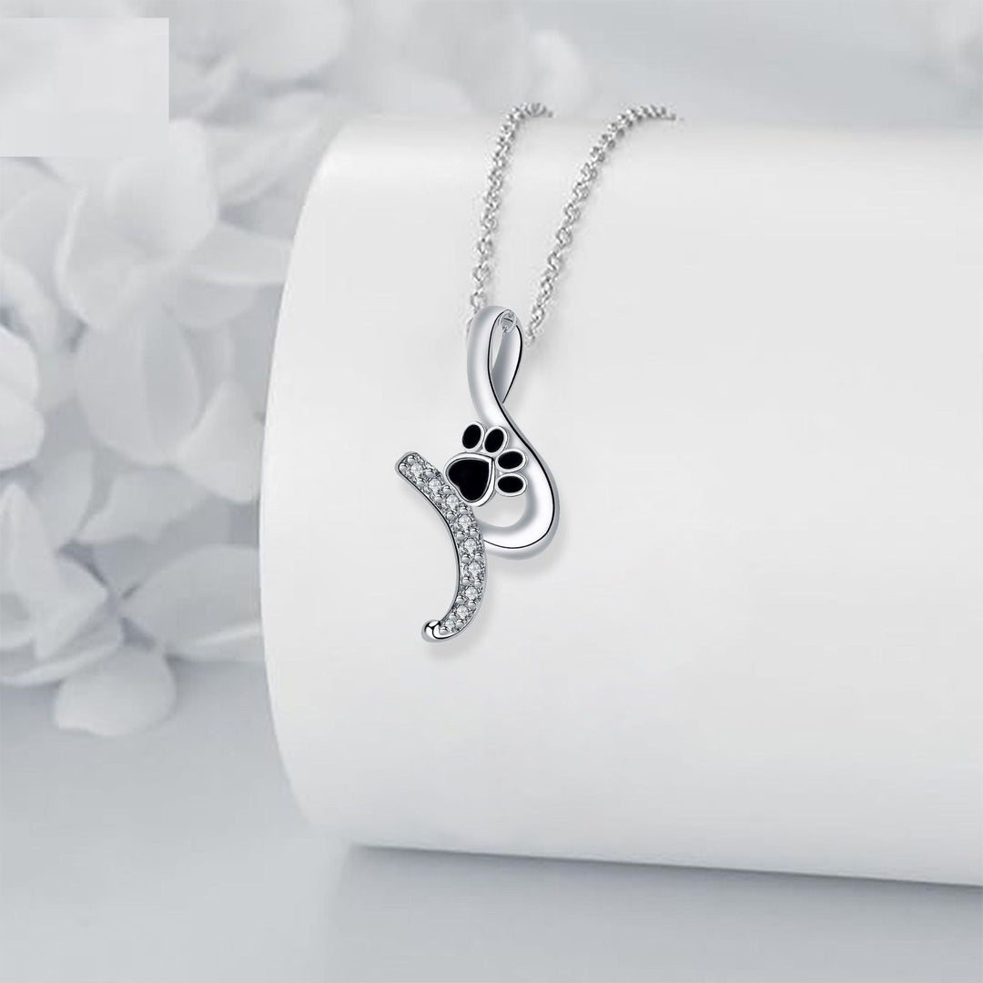 Silver Necklace Bláthnaid with Paw Print