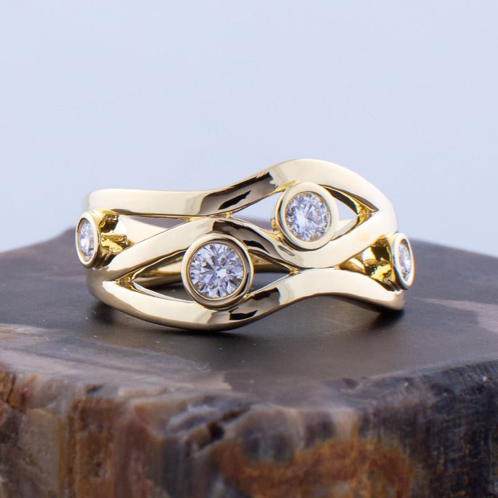 Gold Ring Nuala with Crystals