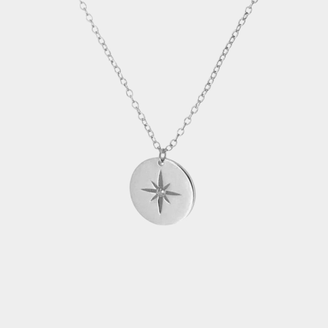 Gold Necklace Aoibhinn with Star Motif