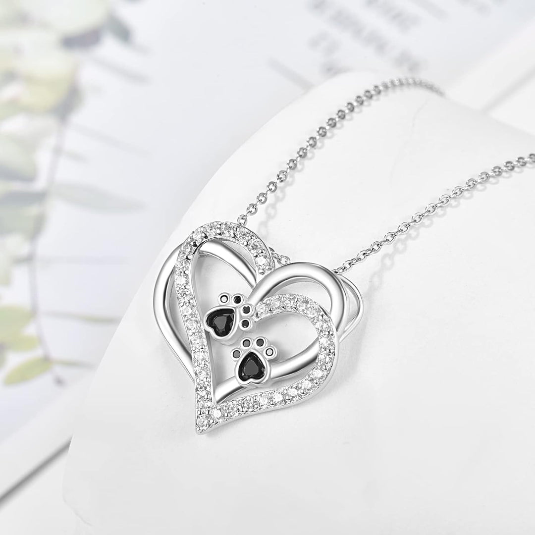 Silver Necklace Méabh with Heart and Paw Prints