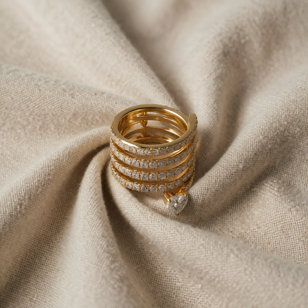 Gold Wrap Ring Dervla with Heart-Cut Zirconia