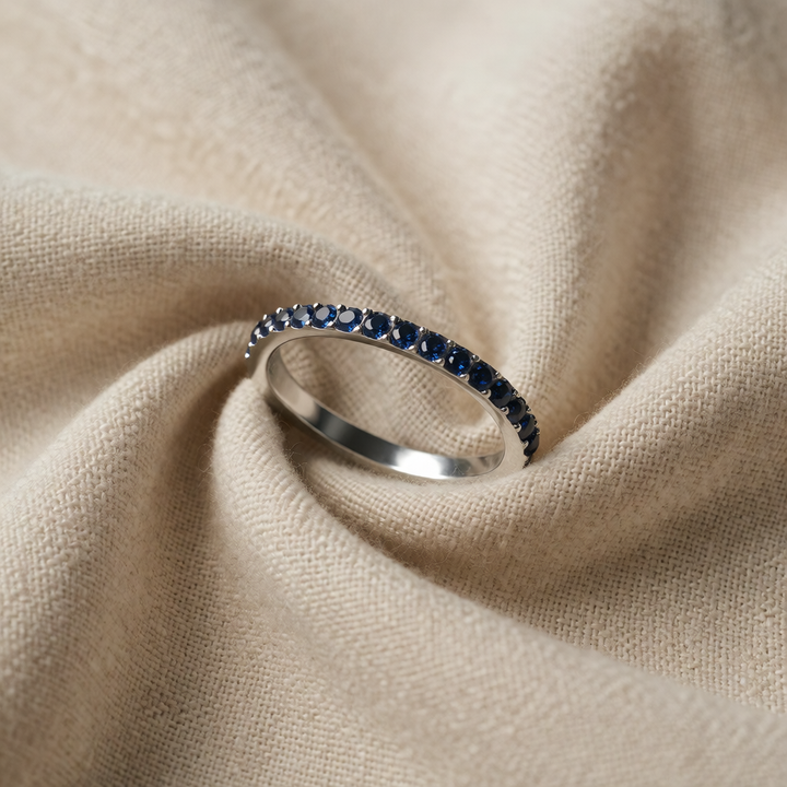 Silver Half-Eternity Ring Éabha with Sapphire