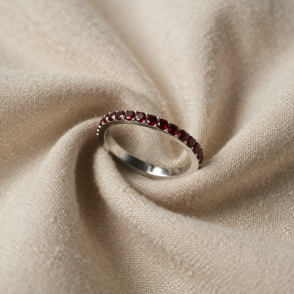 Silver Ring Clíona with Ruby Pavé