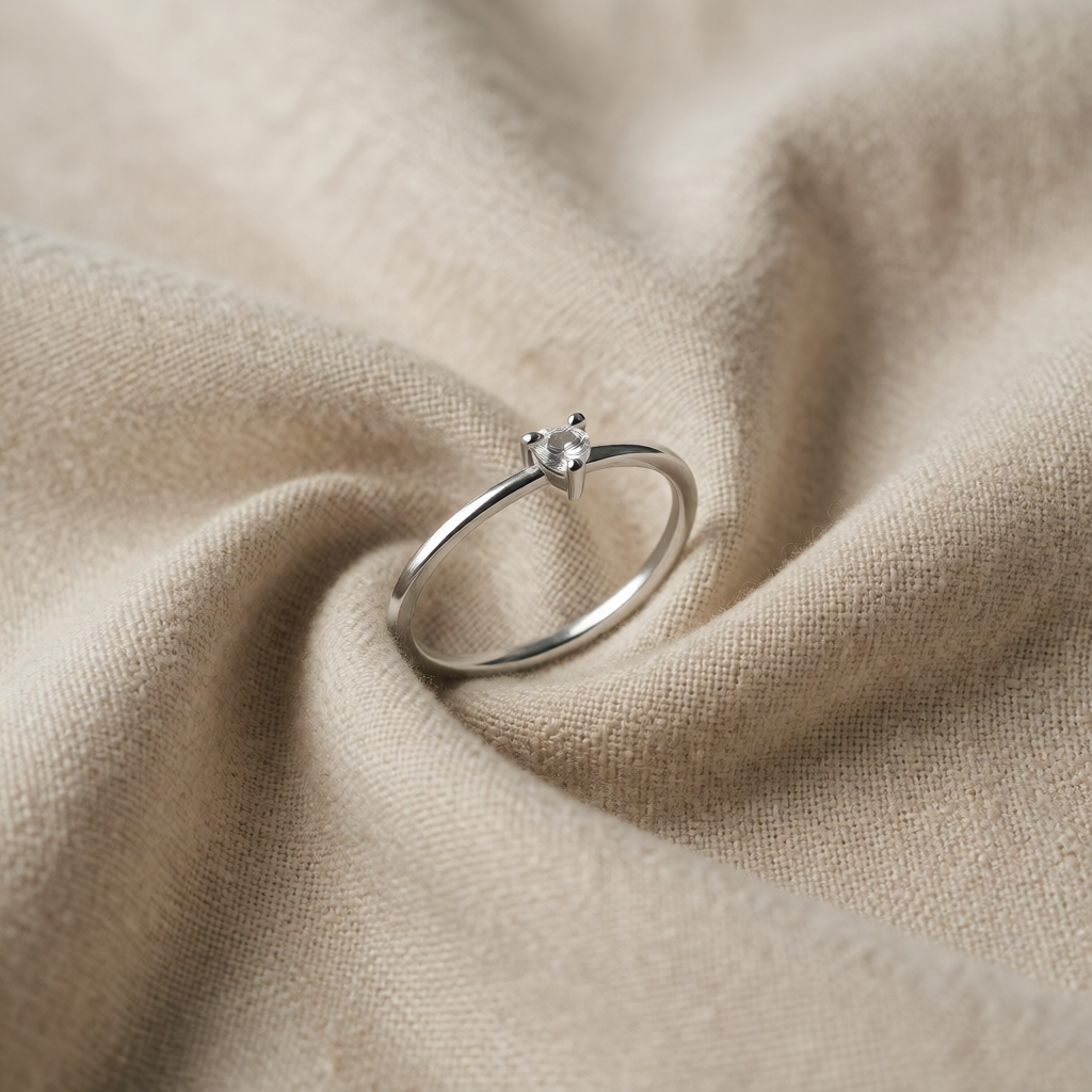 Silver Ring Siobhán with Crystal