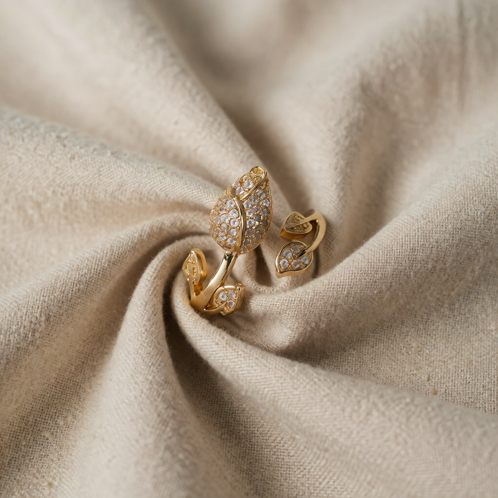 Gold Open Ring Sorcha with Crystal Rose