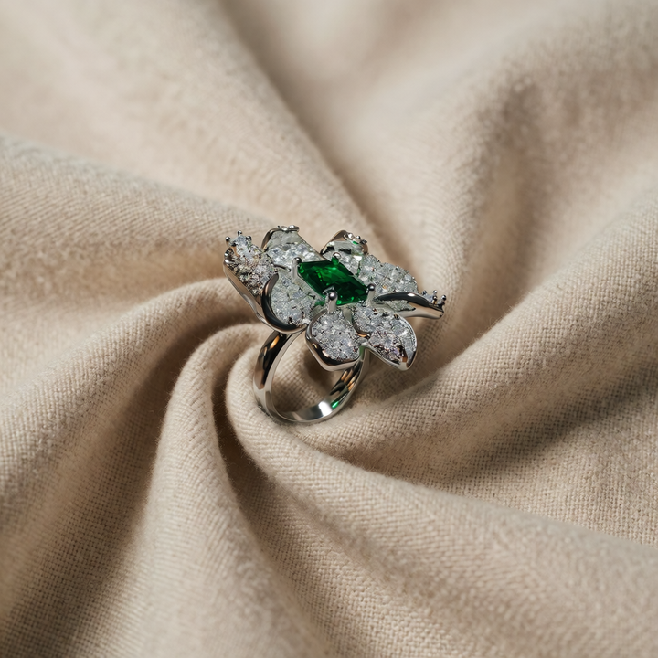 Silver Flower Ring Ciara with Emerald & Crystals