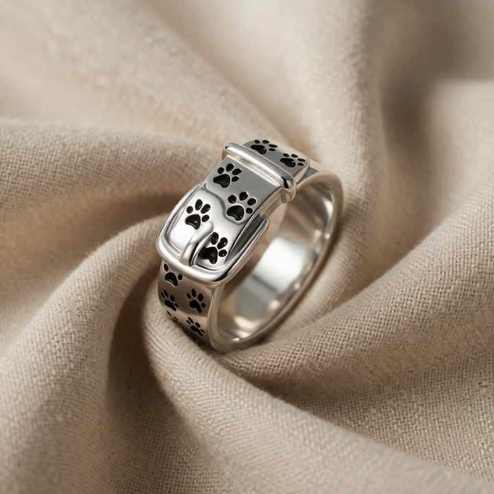 Silver Band Ring Bláthnaid with Paw Print Motif