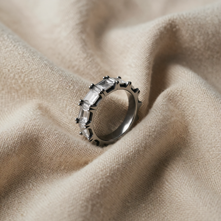 Stainless Steel Ring Sinéad with Crystals
