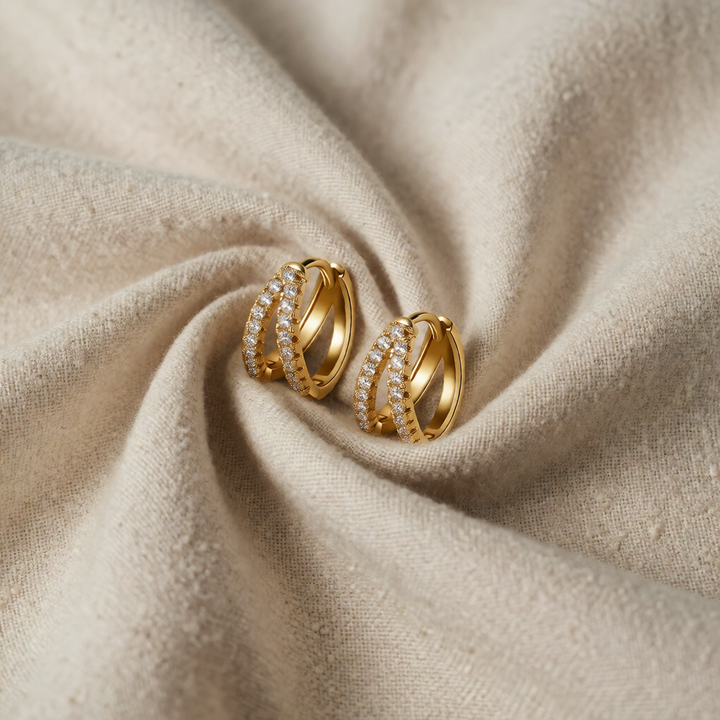 Gold Huggie Earrings Áine with Zirconia