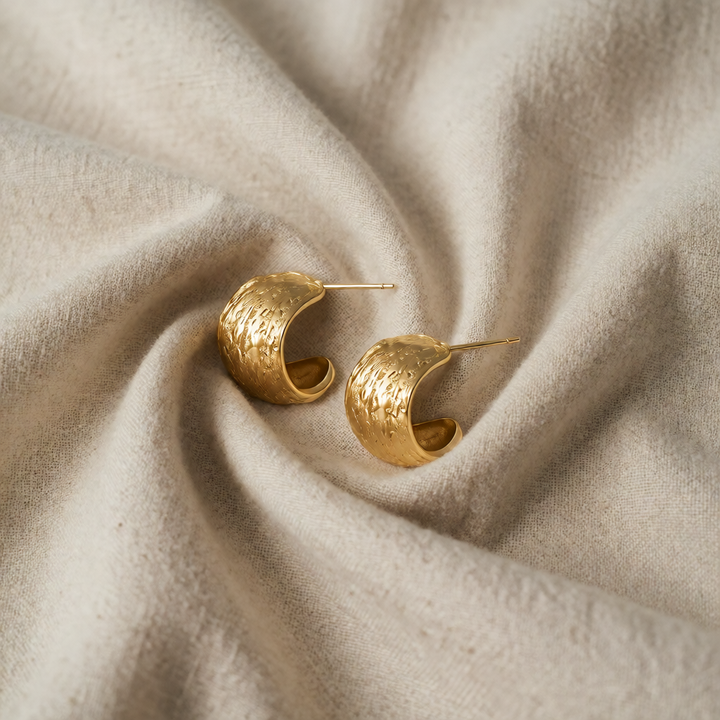 Gold Hoop Earrings Síne