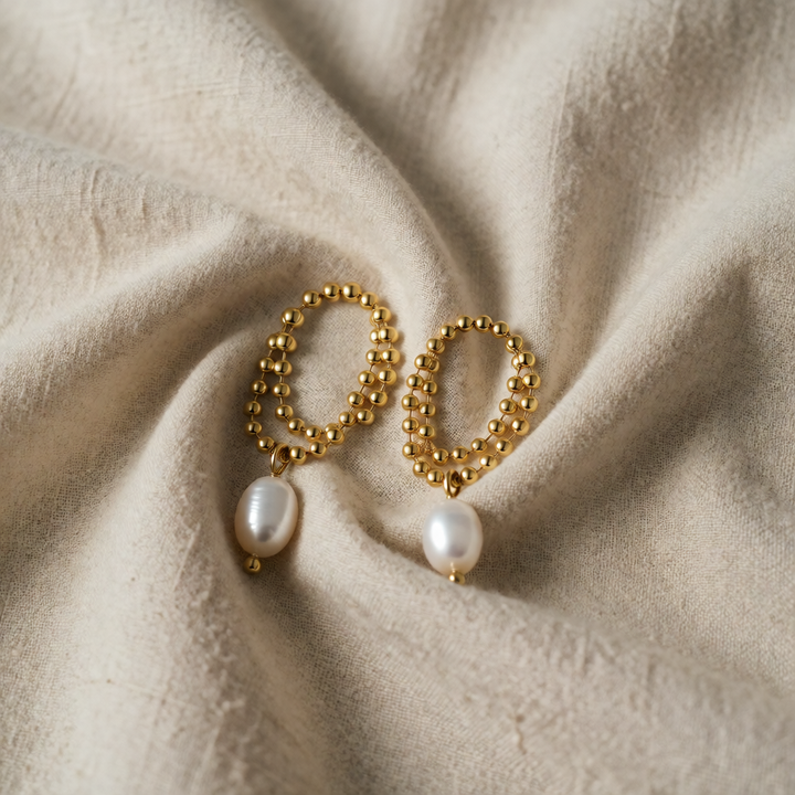 Gold Hoop Earrings Áine with Pearl