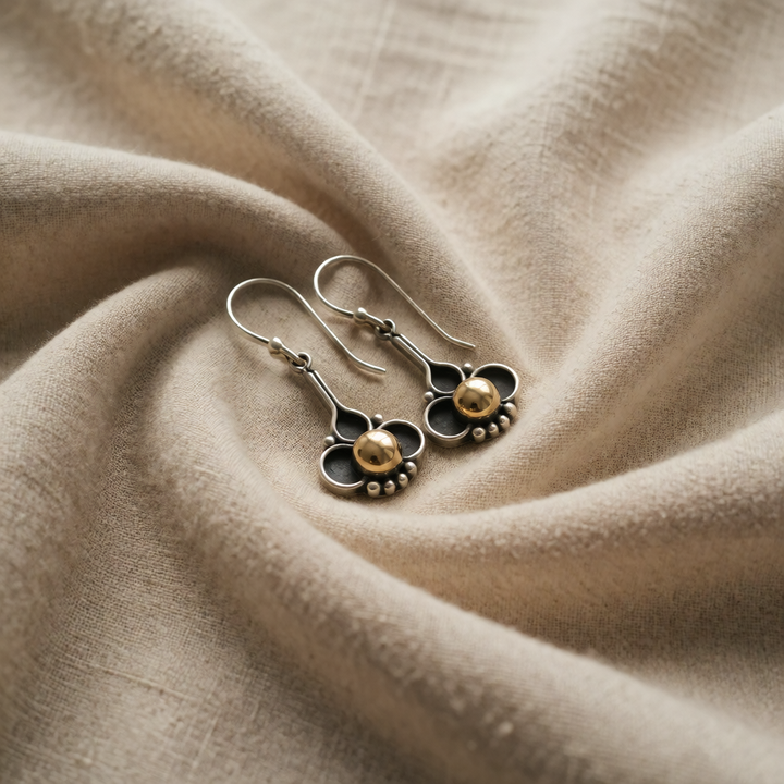 Silver Drop Earrings Kenmare with Clover Motif