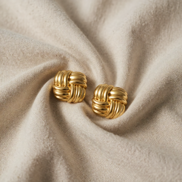 Gold Stud Earrings Aoife with Knot Design