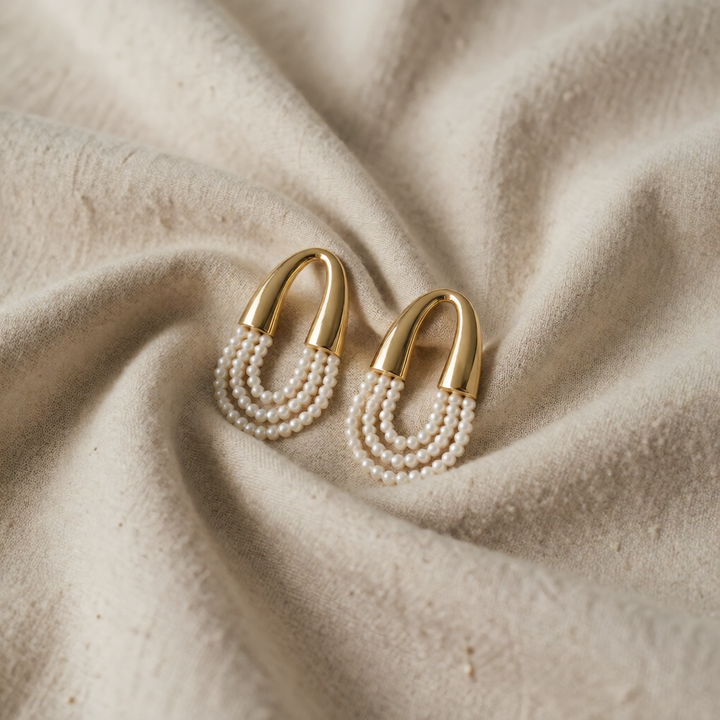 Gold Stud Earrings Kenmare with Pearl Arch