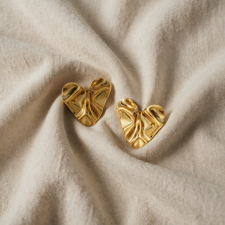 Gold Stud Earrings Aoife with Heart