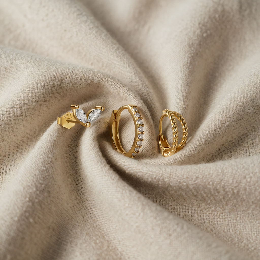Gold Hoop Earrings Muirne with Zirconia