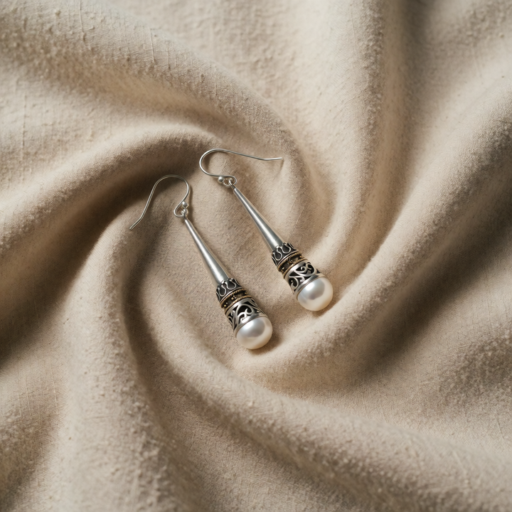 Silver Drop Earrings Sadhbh with Pearl