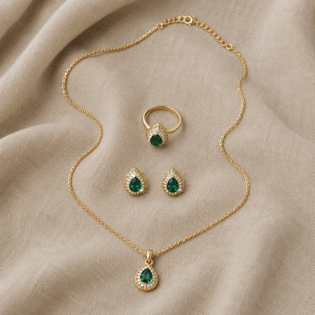 Gold Jewellery Set Órla with Emerald Teardrop