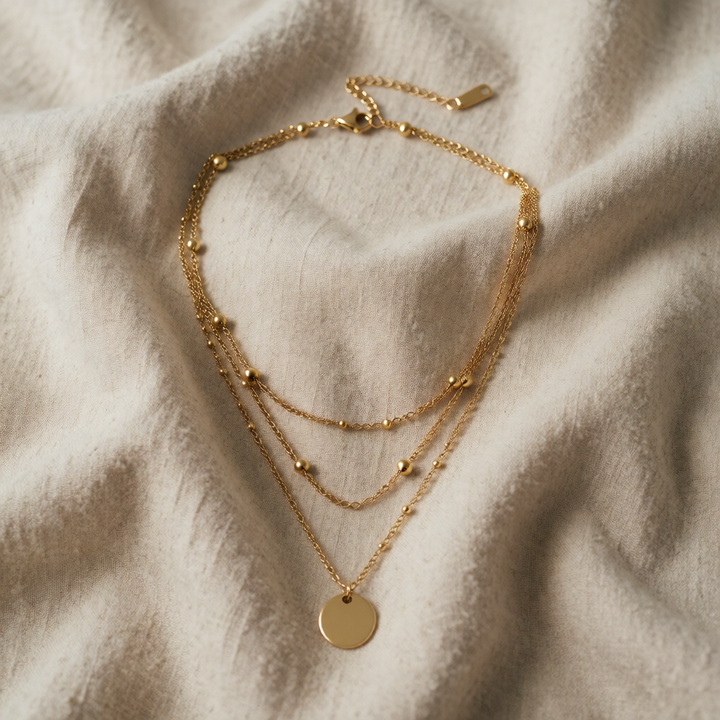 Gold Chain Necklace Eabha with Coin Pendant