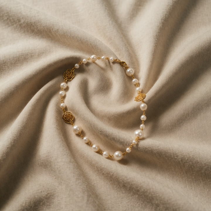 Gold-Plated Pearl Necklace Nuala with Rose Motifs