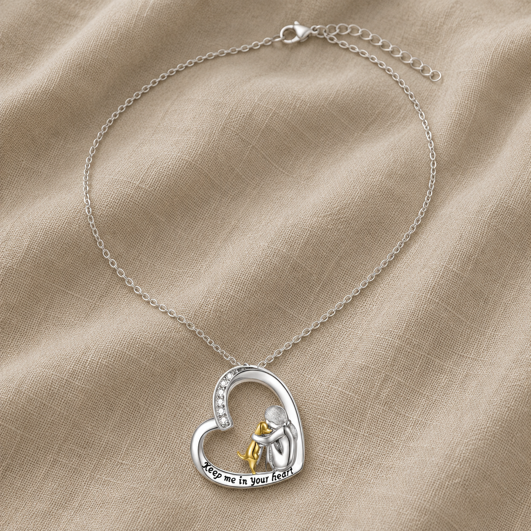 Silver Necklace Dáiríne with Gold Dog Hug and Heart