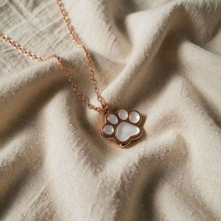 Rose Gold Necklace Deirbhile with Paw Print