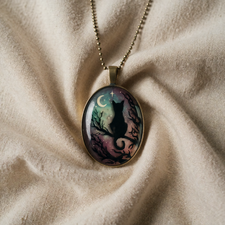 Antique Gold Necklace Sadhbh with Cat and Moon Motif