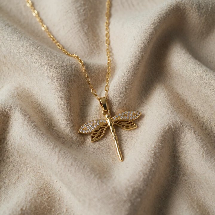 Gold Necklace Bláthnaid with Dragonfly and Zirconia