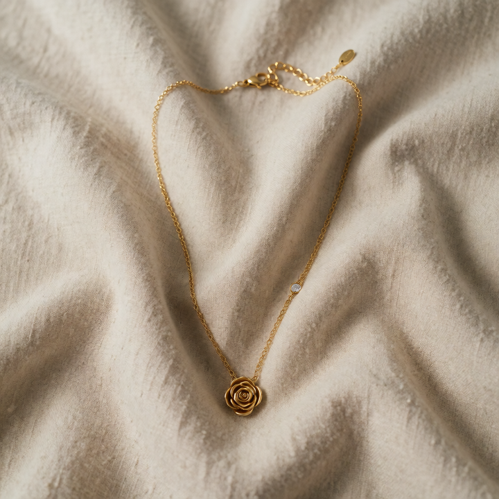 Gold Necklace Sorcha with Rose Motif