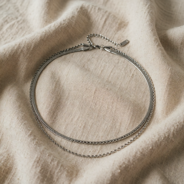 Silver Chain Necklace Cara with Double Layer