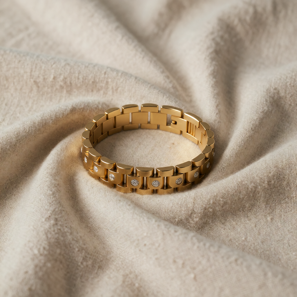 Gold Link Bracelet Aoife with Crystals