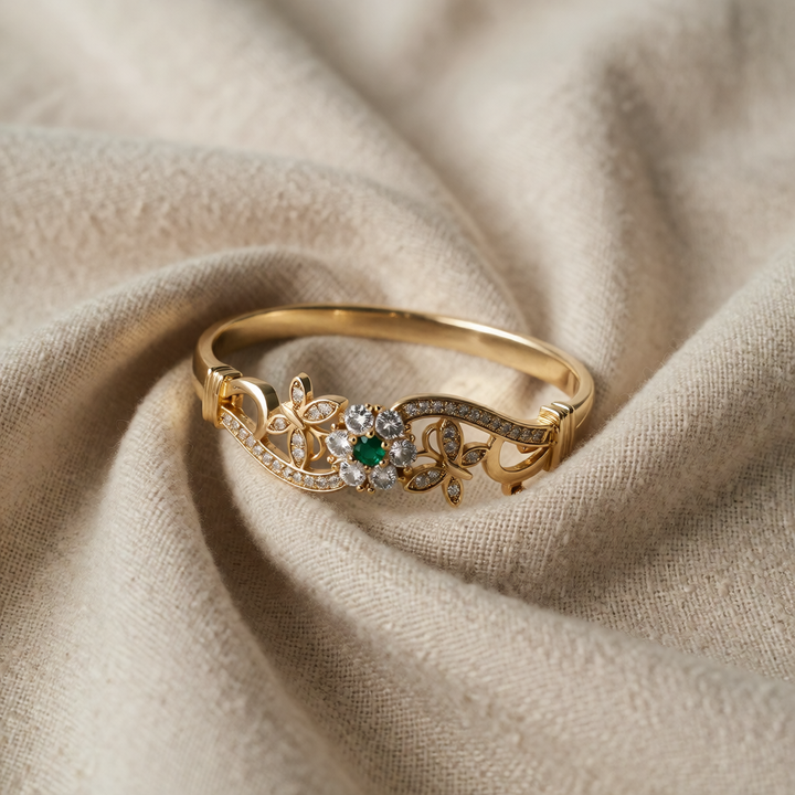 Gold Bangle Bracelet Gráinne with Emerald & Zirconia