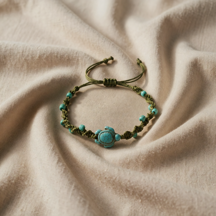 Green Cord Bracelet Fionnuala with Turquoise Turtle