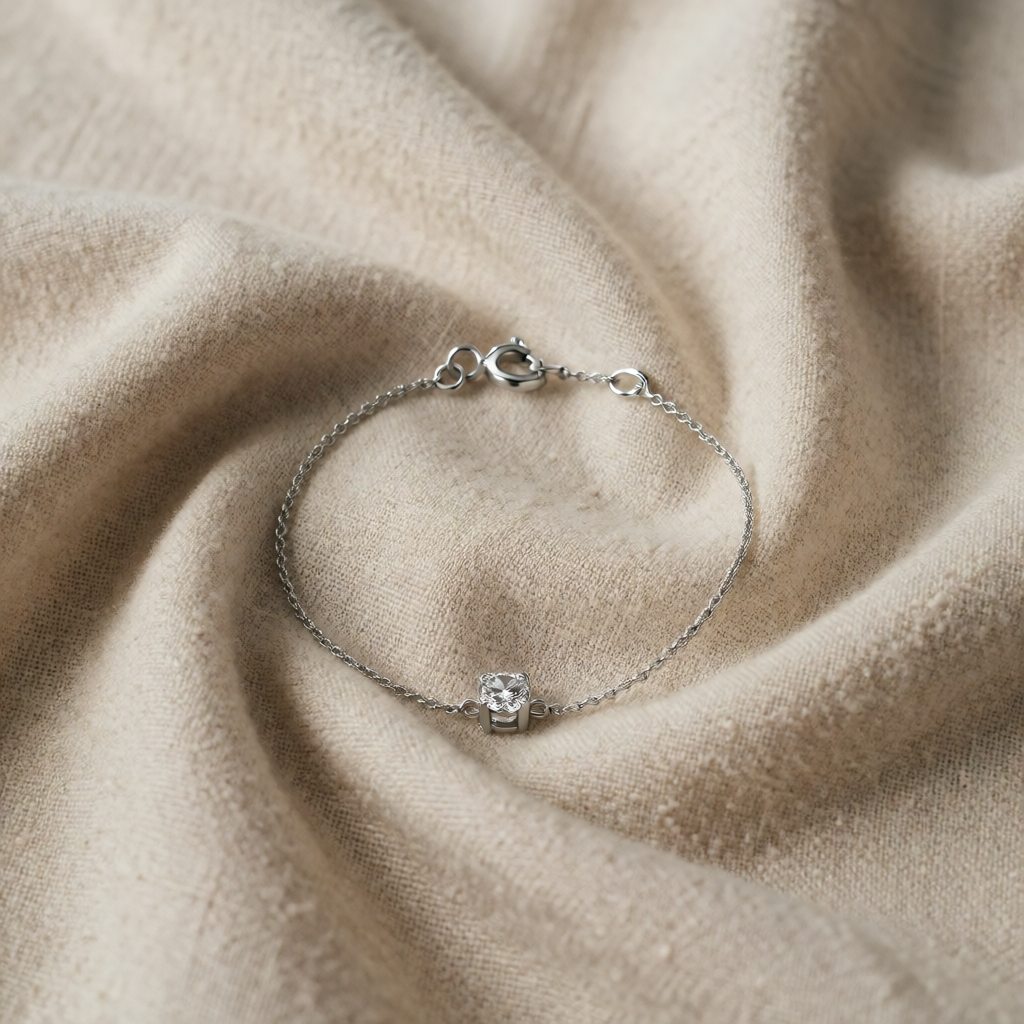 Silver Chain Bracelet Aoibhinn with Crystal