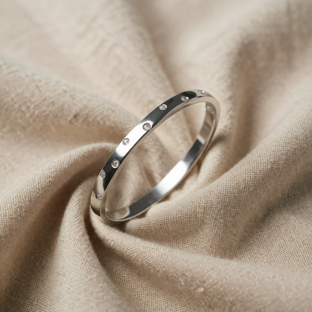 Silver Bangle Deirbhile with Zircon Accents