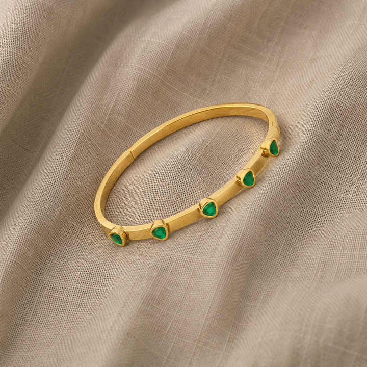 Gold Bangle Bracelet Clíodhna with Emerald