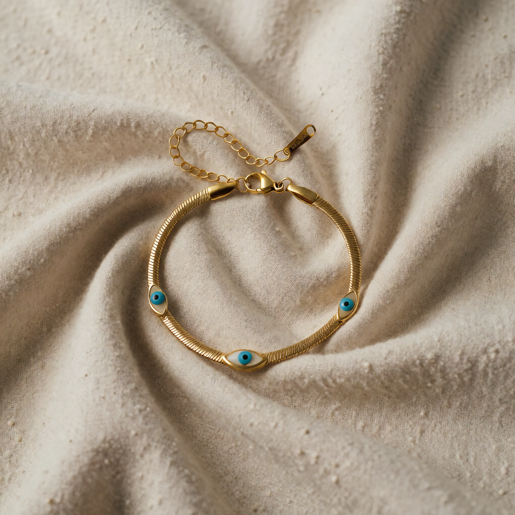 Gold Chain Bracelet Gráinne with Emerald
